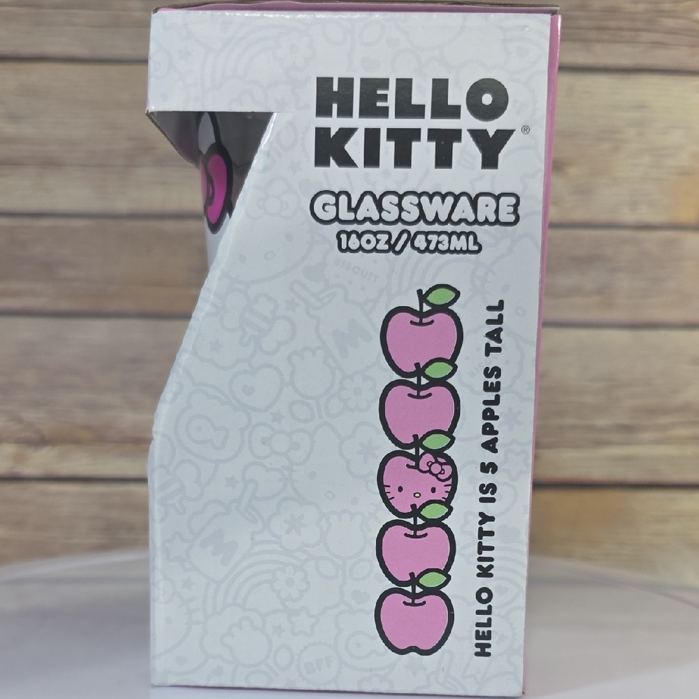 Hello Kitty Glassware - Picture 4 of 4